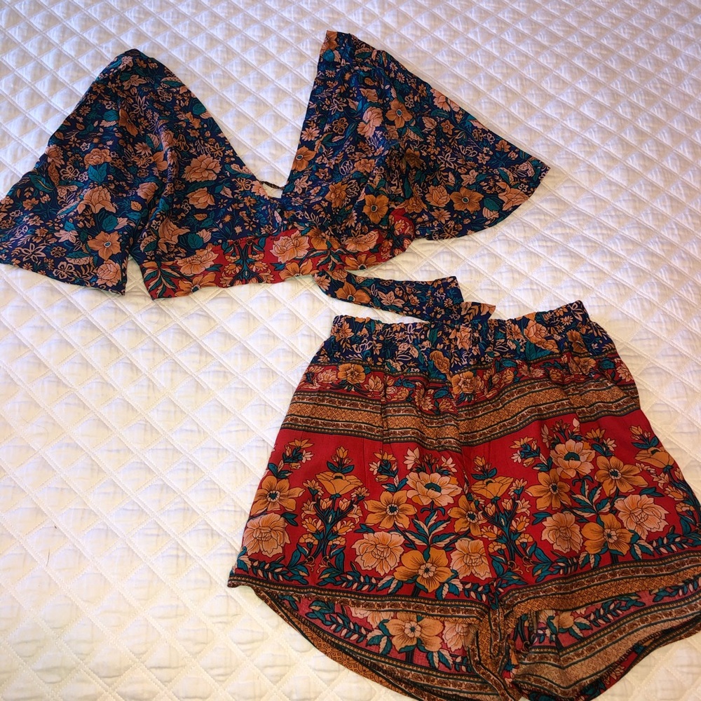 Two piece set